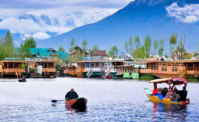 Amarnath Tour Package with Srinagar